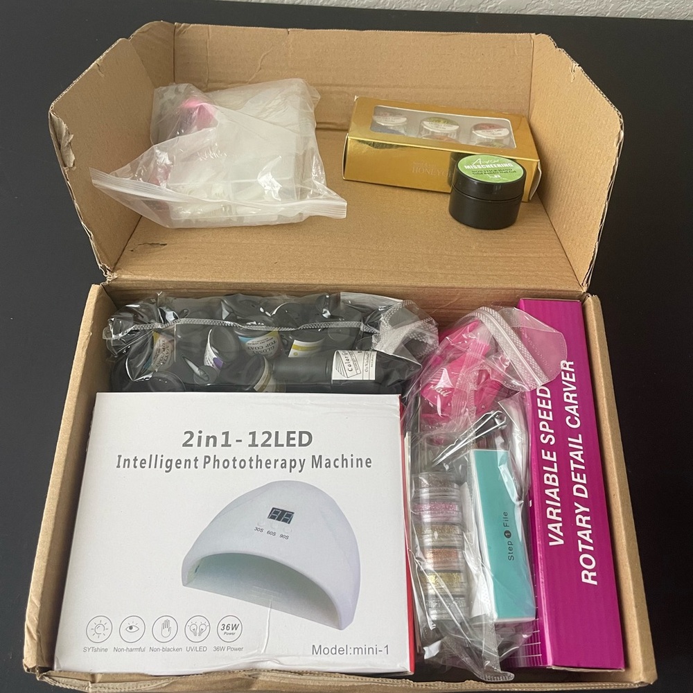 NIB Home UV Gel Nail Polish and Design Kit